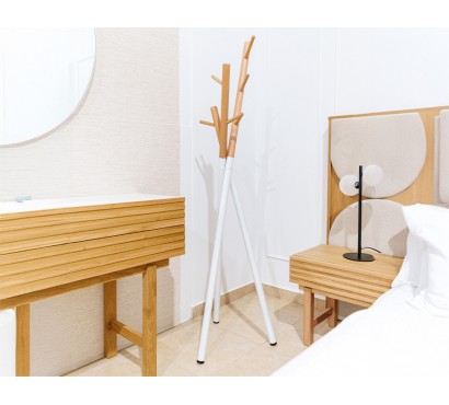 Met Coat Rack