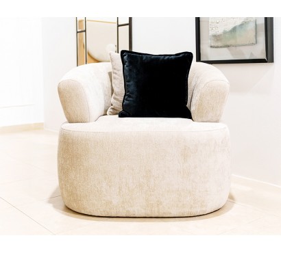 Ruenda Armchair